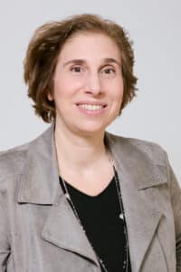 13 – Alexandra Dufau – Conseillère municipale déléguée en charge des commerces de l artisanat et de l attractivité locale